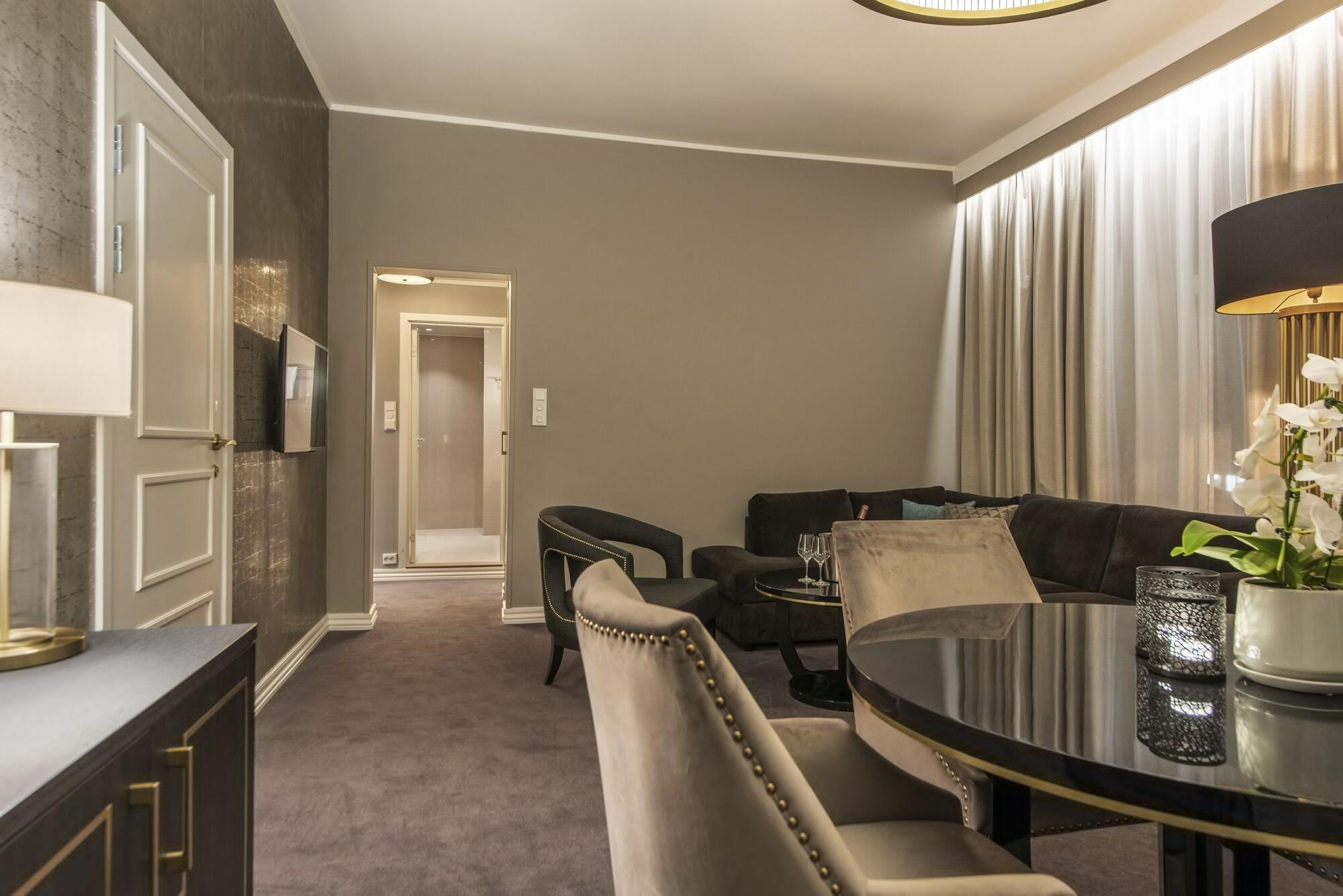 Home Hotel Grand Gjøvik Kültér fotó